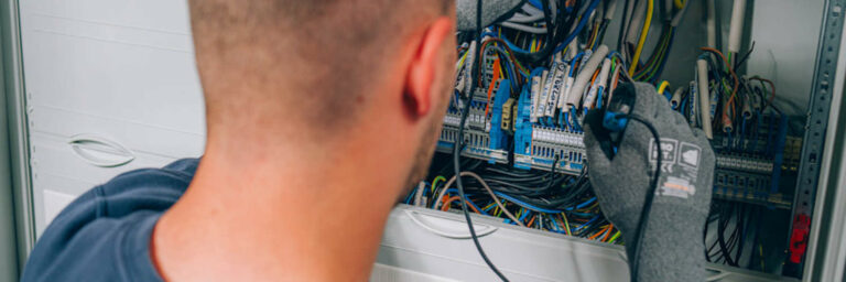 Elektroniker für Gebäudetechnik